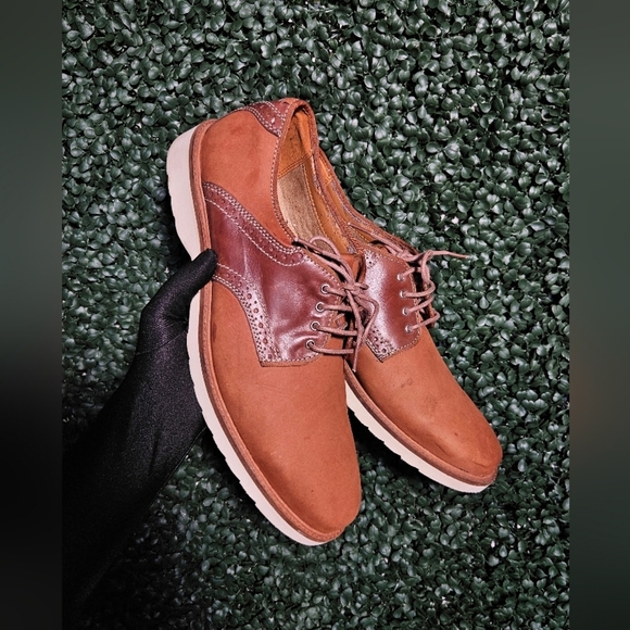 Bostonian Two-Tone Brown Leather Oxfords main image 6
